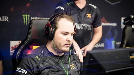 Команда flusha покинула квалификации к RMR-турниру