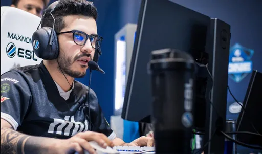 Coldzera назвал device лучшим игроком десятилетия по CS:GO
