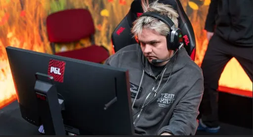 Расписание первого дня плей-офф PGL Wallachia Season 8, 23 апреля