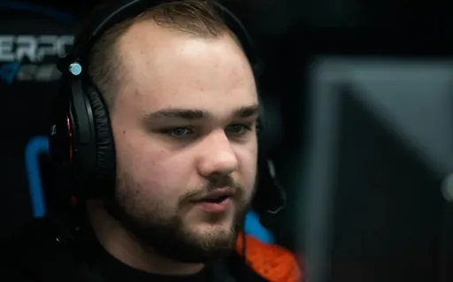 «Сильному игроку не нужны 25 фейков» – No[o]ne раскритиковал смурфинг в Dota 2