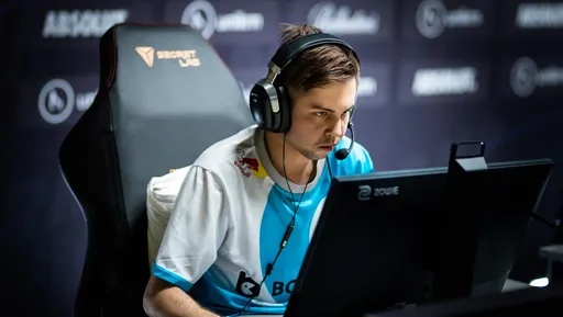 FaZe обыграла Cloud9 и прошла на BLAST.tv Paris Major 2023