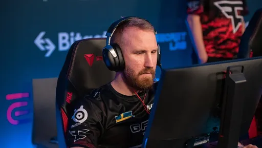 Olofmeister, friberg и f0rest сыграют в одной команде в последних открытых отборочных на RMR