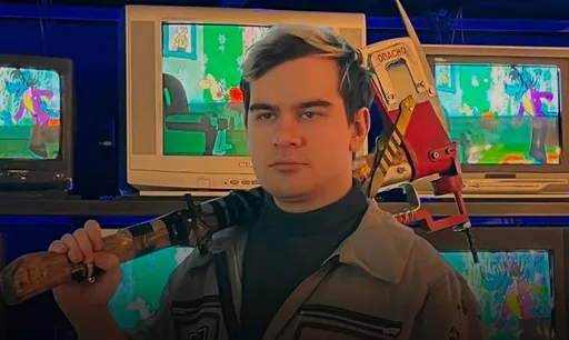 Bratishkinoff о новом мессенджере Max: я вообще этого принуждения не понимаю, может вы ещё придёте ко мне домой и скажете, что я буду кушать?