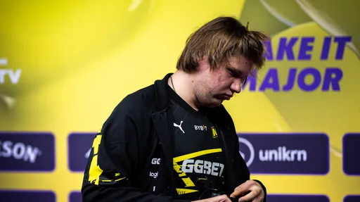 Vitality поднялась на первое место, а G2 вылетела из топ-5 рейтинга HLTV