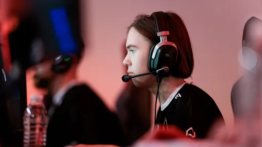 Team Spirit одержала первую победу на IEM Katowice 2023 со счётом 13:0