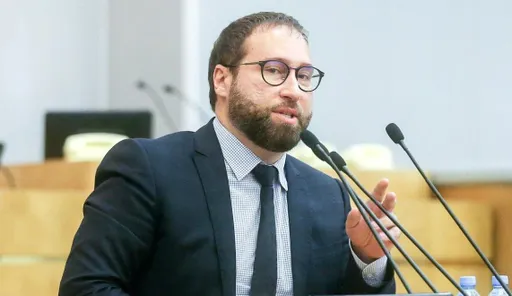 Депутат Госдумы Горелкин: в Госуслуги не будут встраивать ChatGPT