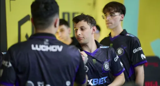 Капитан 9z Team: luchov много говорит и очень помогает мне как IGL