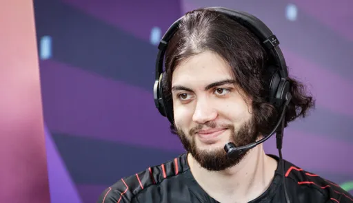 Капитан Virtus.pro рассказал за сколько он перейдёт в команду из Саудовской Аравии