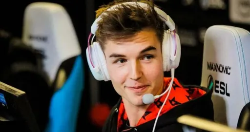 device, rain и gla1ve выбили 1w Team и сыграют на Esport World Cup 2026