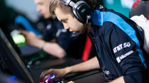 Cloud9 поднялась на седьмую строчку в рейтинге от HLTV