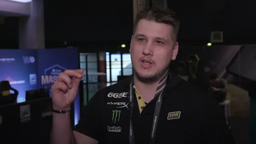 Zeus поздравил s1mple с получением награды лучшего игрока 2022 года по CS:GO