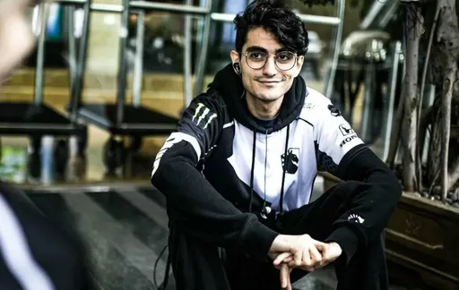 Team Liquid разделила турнирные очки с WBG.XG на Riyadh Masters 2024