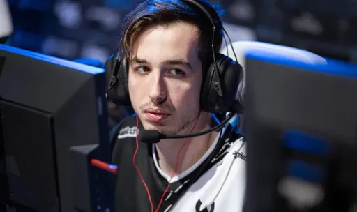 HLTV: kennyS возглавил топ игроков по количеству фрагов из AWP на LAN по CS:GO