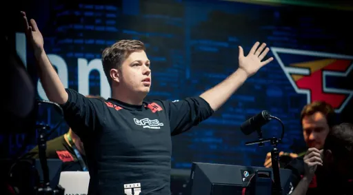 FaZe Clan выбила Cloud9 в нижнюю сетку BLAST Fall Groups 2024