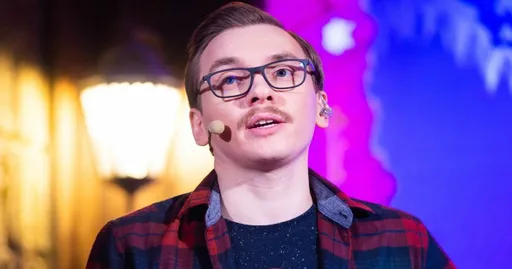 Maelstorm сравнил компендиум в Dota 2 с отношениями в жизни
