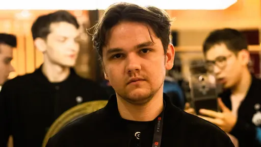 Yatoro сделал рэмпейдж на Lina в матче против Execration на мейджоре по Dota 2 в Перу