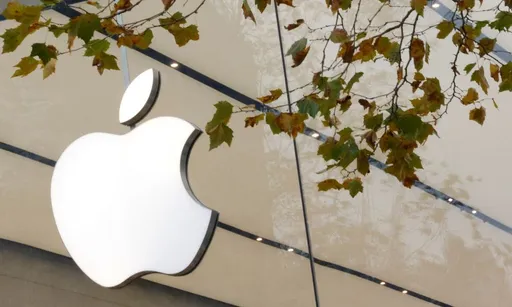 Apple сворачивает часть сервисов в России