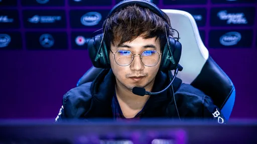 Fy высказался по поводу своей зарплаты в Azure Ray