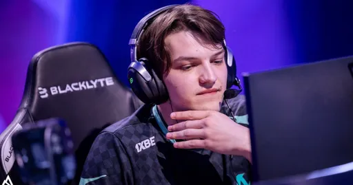 Aurora Gaming прошла в финал нижней сетки на DreamLeague Season 28