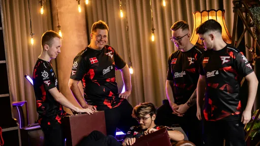 FaZe обыграла Ninjas in Pyjamas на BLAST Premier: Fall Final 2023