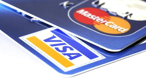 Акции Visa и Mastercard рухнули после скандала с цензурой в Steam