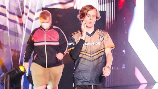 Матч Gladiators – Quest на DreamLeague Season 21 отложили на 21 сентября