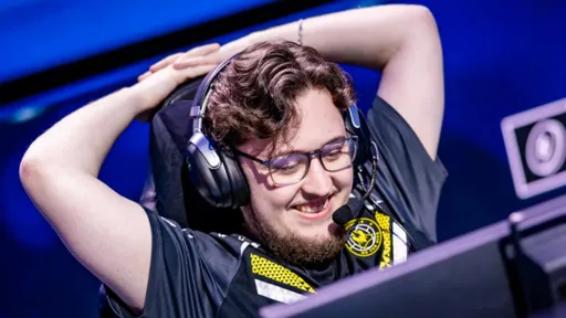 Team Falcons победила Team Vitality и заняла 3 место на EWC 2025