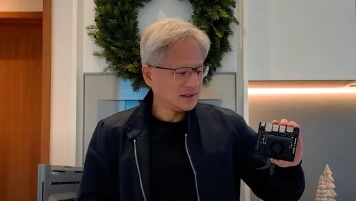 Nvidia представила мини-суперкомпьютер с ИИ для разработчиков