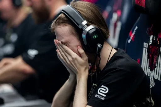 Тренер MOUZ раскритиковал BLAST за расписание четвертьфиналов на мейджоре
