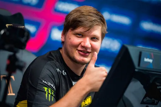 S1mple: мне 5 лет уже нож не выпадал, в последний раз я просто кого-то заскамил в CS