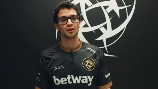 В Dota 2 было выпущено обновление — исправлен всего один курьер