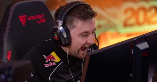 HooXi после выхода Astralis в финал PGL Astana 2025: сегодня чувствовалась отличная командная игра