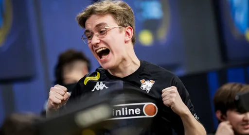 Virtus.pro сыграет за выход в плей-офф PGL Bucharest 2025