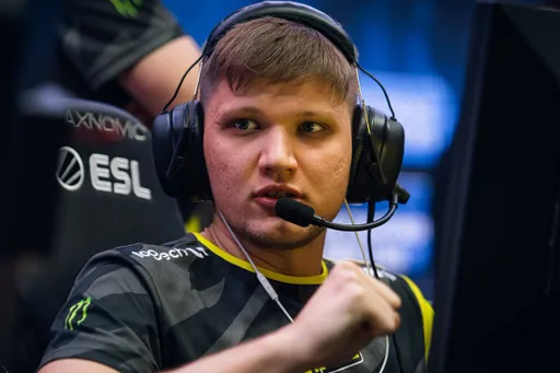 S1mple возглавил рейтинг HLTV по частоте раундов с несколькими фрагами
