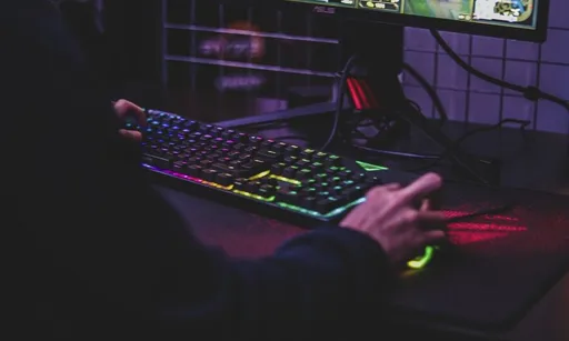 Репетитор раскрыл заработок до 120 тыс. рублей в месяц на игроках в Dota 2