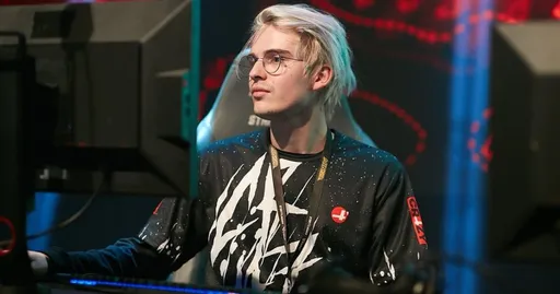 Skiter: Aui_2000, в основном, напоминает игрокам Tundra Esports базовые вещи