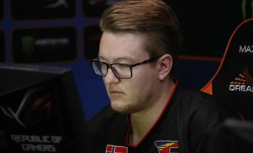 NeL о слухах: было бы отвратительно, если бы FaZe Clan заменила rain перед мейджором