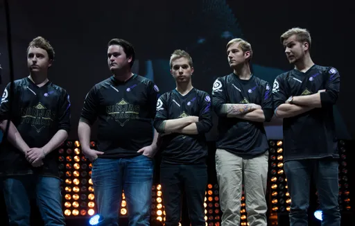 Париж – знаковое место для про-сцены CS:GO. Вспоминаем турнир, с которого началась эра Global Offensive