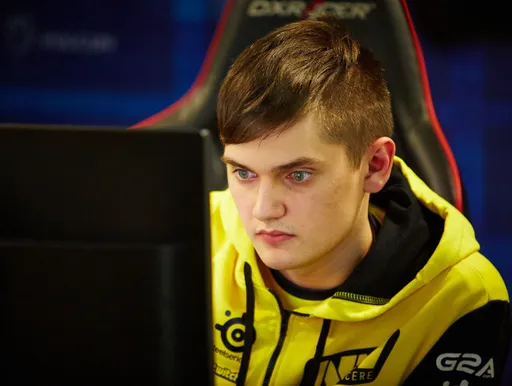 Ax.Mo стал тренером команды EZ KATKA по Dota 2