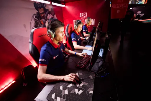Состав Gambit по Apex Legends будет играть под нейтральным тегом — российские игроки выступят из Турции