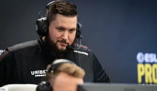 Тренер Falcons не смог дать вводные во время тактической паузы в матче с VP