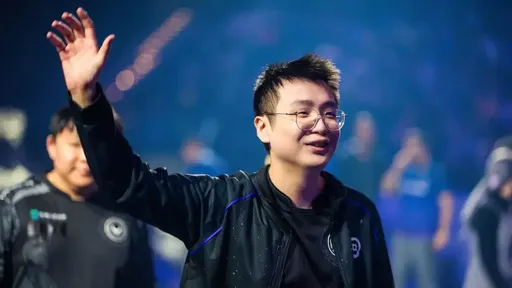 Зритель на арене TI14 не смог открыть сокровищницу из-за потери соединения в Dota 2