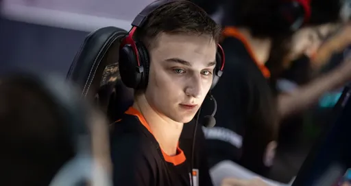 Virtus.pro сыграет с Astralis за выход в плей-офф – объявлен 4 тур группы PGL Astana 2025