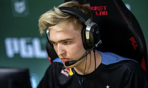 BetBoom Team сыграет с FlyQuest, Virtus.pro сразится с GamerLegion на EPL S19