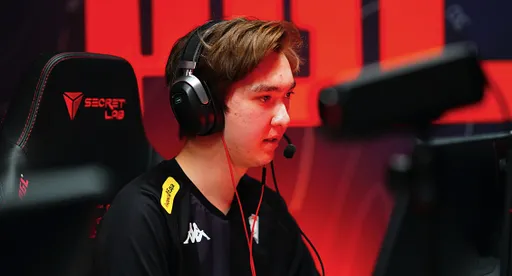 ICY присоединился к составу NOVAQ по CS2 на правах аренды у Virtus.pro
