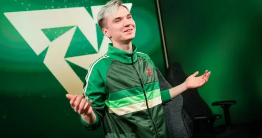 Pure: в последние года 2 я бы не сказал, что смотрю чьи-то реплеи в Dota 2