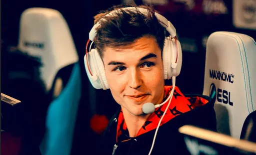 Слух: device может присоединиться к 100 Thieves