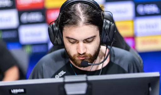 Jame набил 24 фрага в матче против Imperial на IEM Cologne 2022