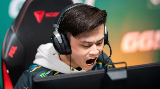 Stewie2K назвал s1mple лицом России – игрок NaVi ответил ему в такой же манере