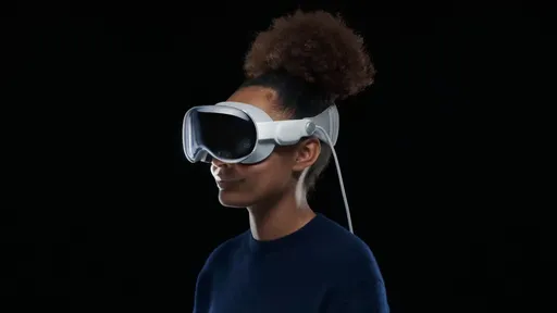Apple отложила выпуск новых Vision Pro для разработки «умных» очков